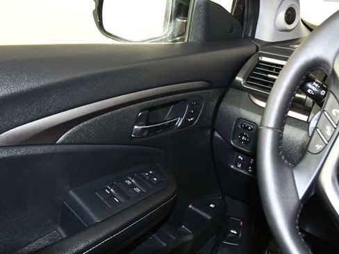 Certified 2023 Honda Ridgeline RTL-E image 34