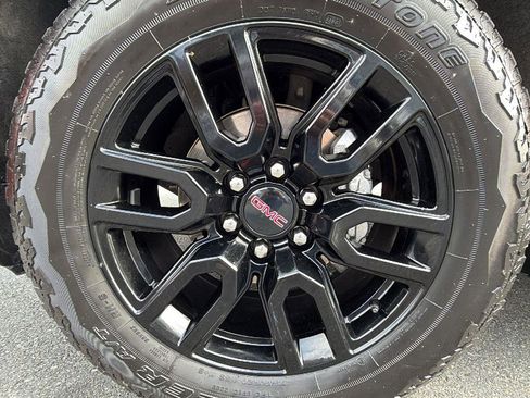 Certified 2023 GMC Sierra 1500 Elevation w/ X31 Off-Road Package image 9