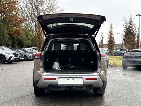 Used 2023 Nissan Pathfinder Platinum w/ Lighting Package (N93) image 16