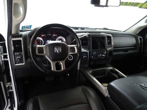 Used 2018 RAM 2500 Laramie w/ Sport Appearance Group AWD/4WD image 5