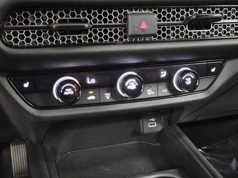 Certified 2024 Honda HR-V Sport image 30