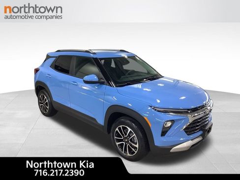Used 2024 Chevrolet TrailBlazer LT w/ Driver Confidence Package image 1