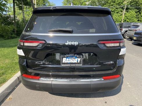 Used 2023 Jeep Grand Cherokee L Laredo w/ Luxury Tech Group I image 16