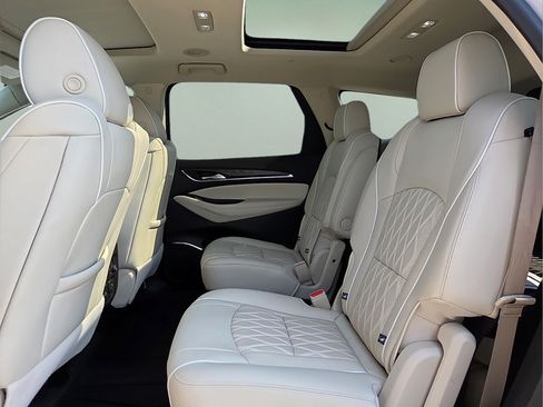 Used 2024 Buick Enclave Avenir w/ Avenir Technology Package AWD/4WD image 12