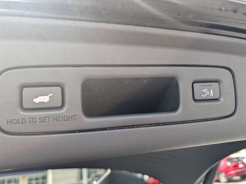 Used 2025 Acura ADX AWD image 25