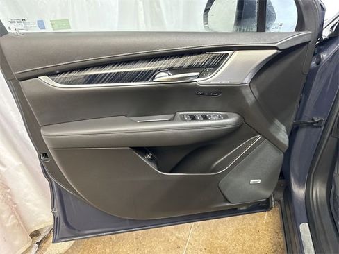 Certified 2024 Cadillac XT6 Premium Luxury w/ LPO, Floor Liner Package image 24