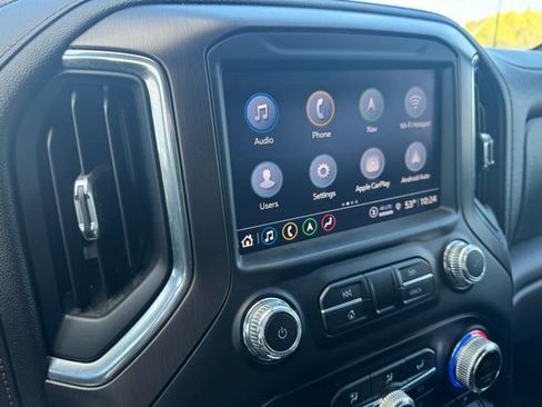 Used 2022 GMC Sierra 1500 AT4 w/ AT4 Preferred Package AWD/4WD image 2