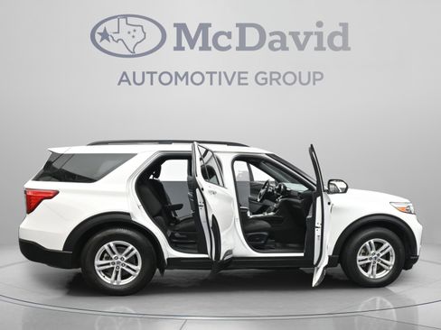 Used 2020 Ford Explorer XLT RWD image 37