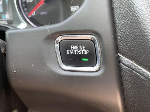 Used 2019 GMC Acadia SLT w/ Black Edition FWD image 28