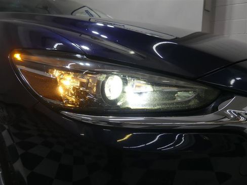Used 2019 MAZDA MAZDA6 Touring image 13