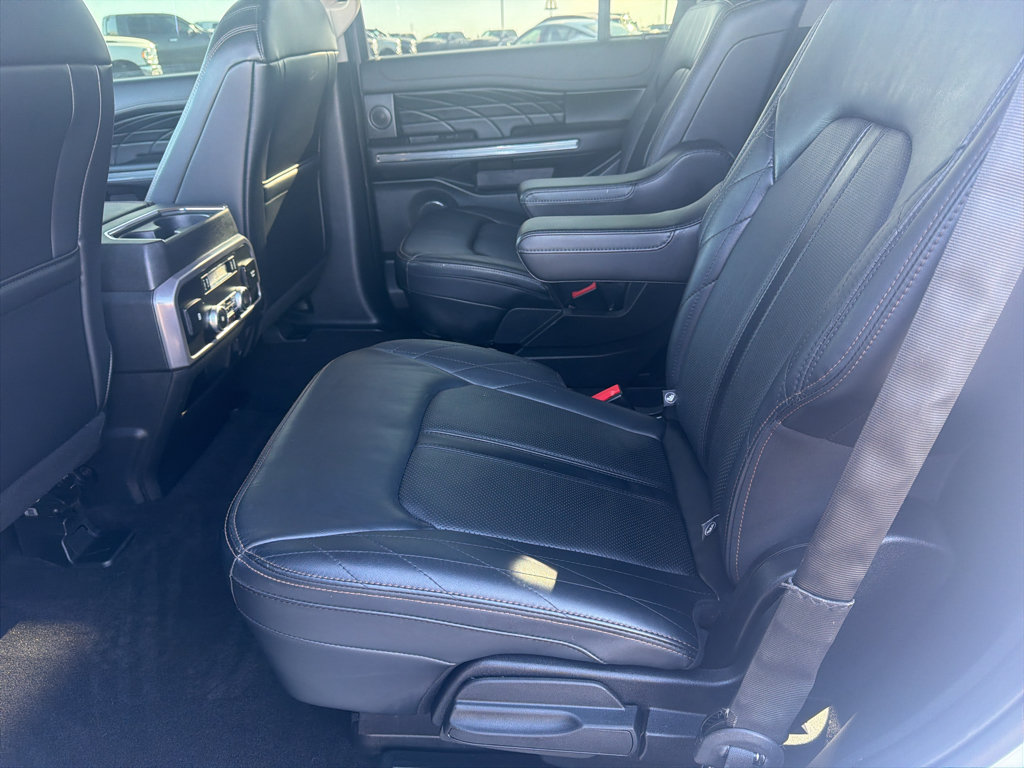Used 2020 Ford Expedition Platinum AWD/4WD image 13