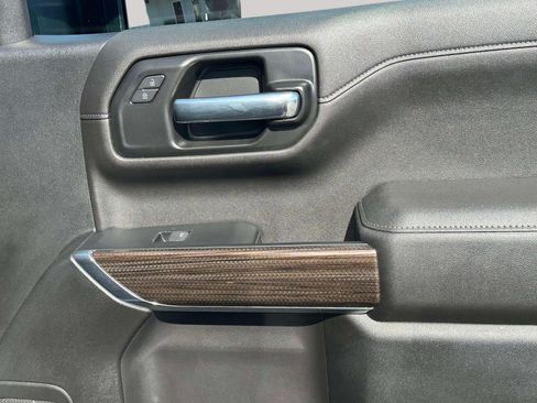 Used 2021 Chevrolet Silverado 1500 RST AWD/4WD image 24