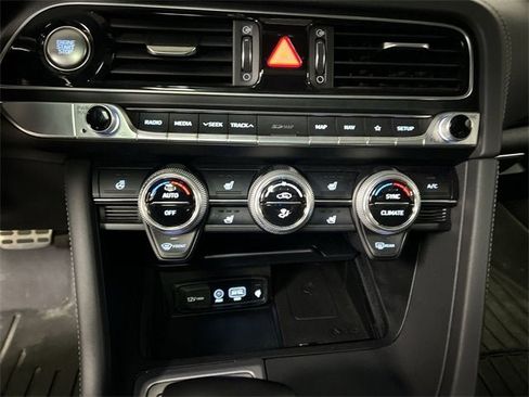 Used 2021 Genesis G70 3.3T w/ Sport Package image 18