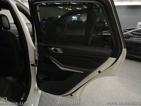 Used 2019 BMW X5 xDrive40i w/ M Sport Package image 41