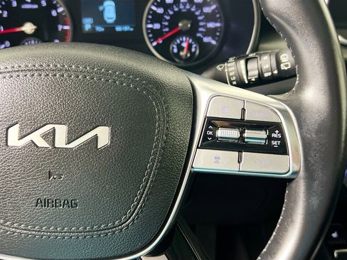 Used 2022 Kia Telluride S image 19