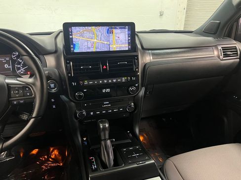 Used 2023 Lexus GX 460 w/ Black Line Special Edition image 19