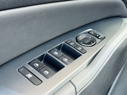 New 2026 Kia Sportage EX FWD image 8