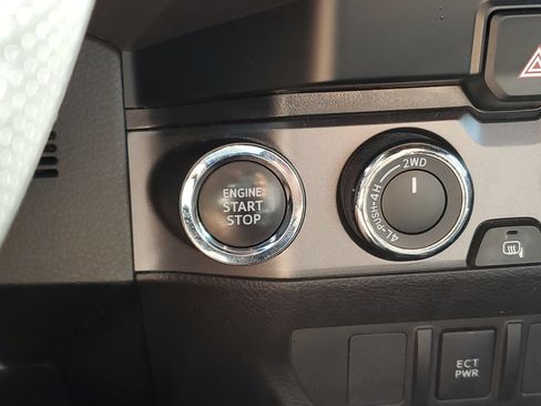 Certified 2023 Toyota Tacoma TRD Sport AWD/4WD image 30