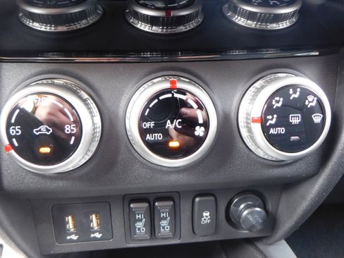 New 2025 Mitsubishi Outlander Sport SE image 25