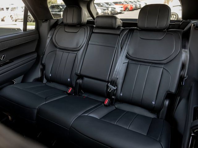New 2025 Land Rover Range Rover Sport Autobiography AWD/4WD image 21