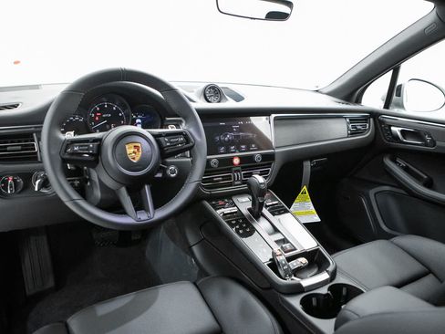 New 2026 Porsche Macan GTS AWD/4WD image 13