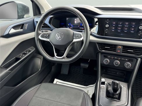Used 2022 Volkswagen Taos SE FWD image 10