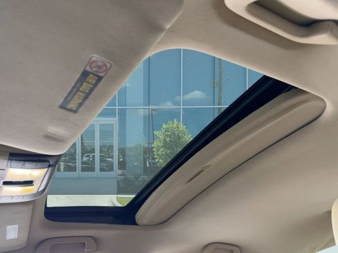 Used 2009 Acura TL 4dr Sdn 2WD image 15