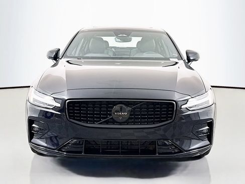 Used 2024 Volvo S60 B5 Plus w/ Climate Package AWD/4WD image 2