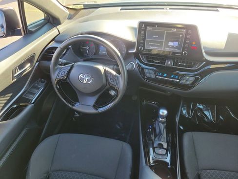 Used 2022 Toyota C-HR Nightshade image 10
