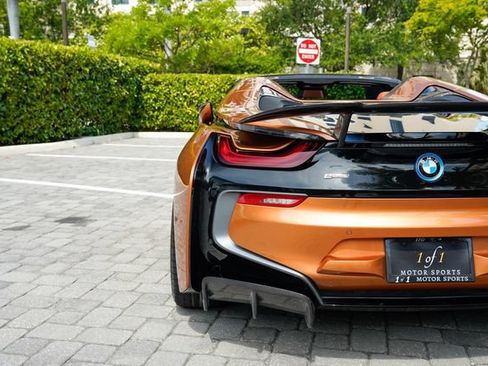 Used 2019 BMW i8 Roadster AWD/4WD image 24