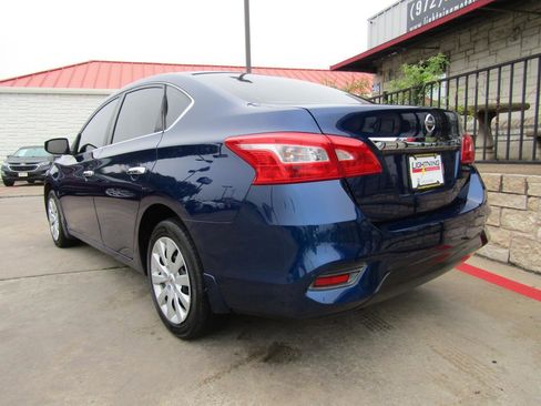 Used 2016 Nissan Sentra S FWD image 3
