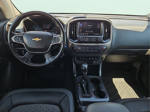 Used 2022 Chevrolet Colorado Z71 AWD/4WD image 11