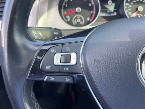Used 2017 Volkswagen Golf Wolfsburg Edition FWD image 18