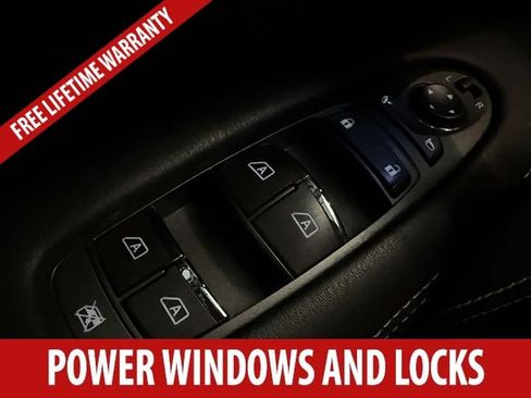 Used 2023 INFINITI QX80 Sensory w/ All-Season Package AWD/4WD image 9