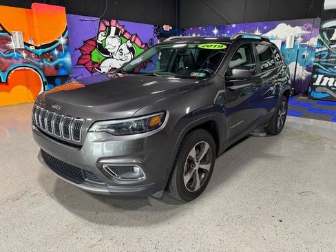 Used 2019 Jeep Cherokee Limited AWD/4WD image 1