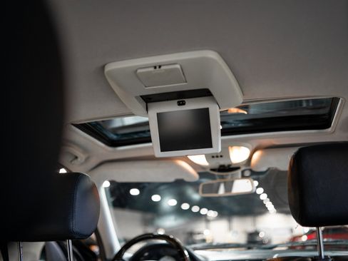 Used 2001 Mercedes-Benz ML 55 AMG 4MATIC image 38