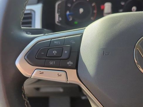 Used 2023 Volkswagen Atlas SE FWD image 13