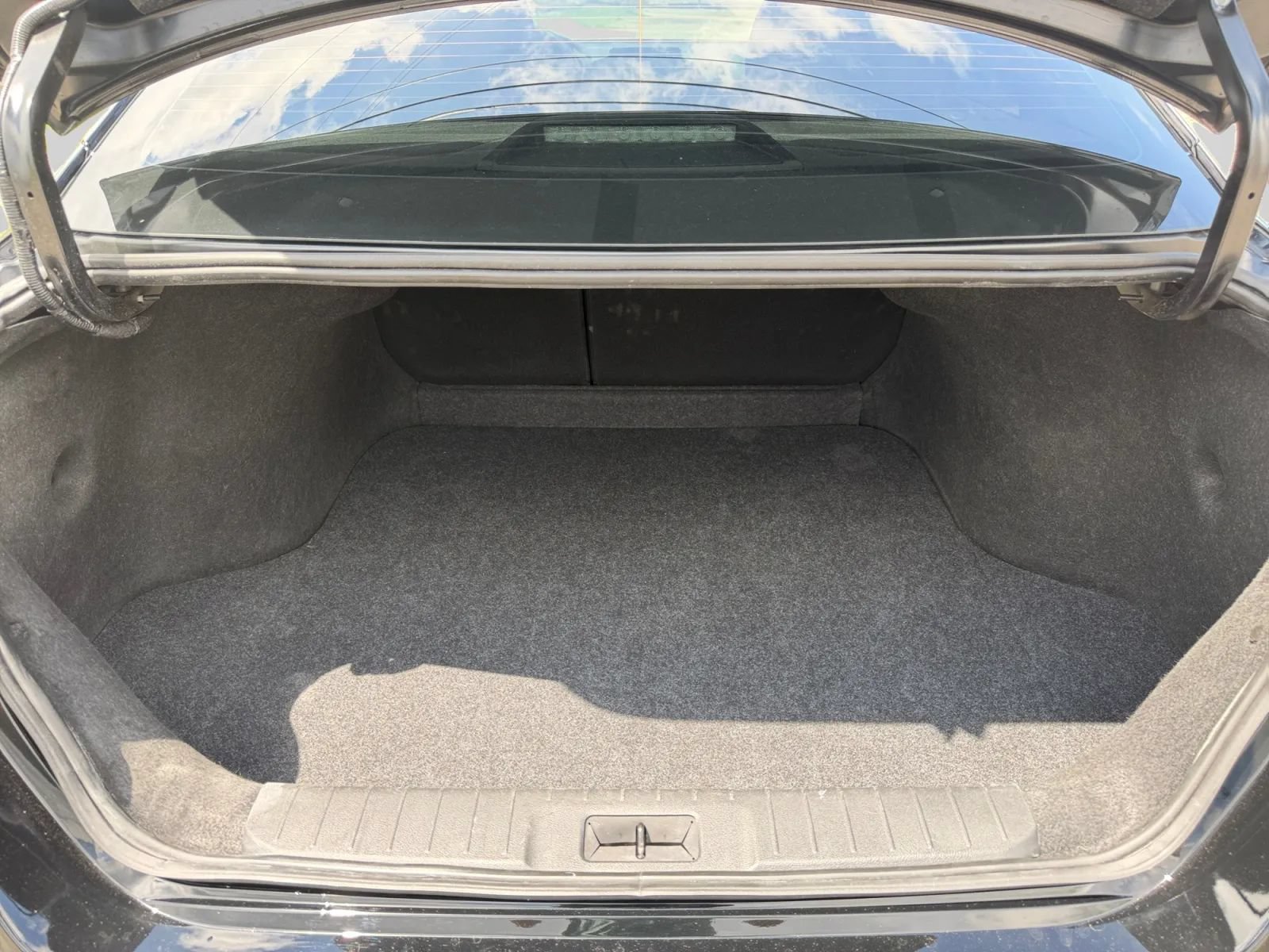 Used 2024 Nissan Sentra S FWD image 27