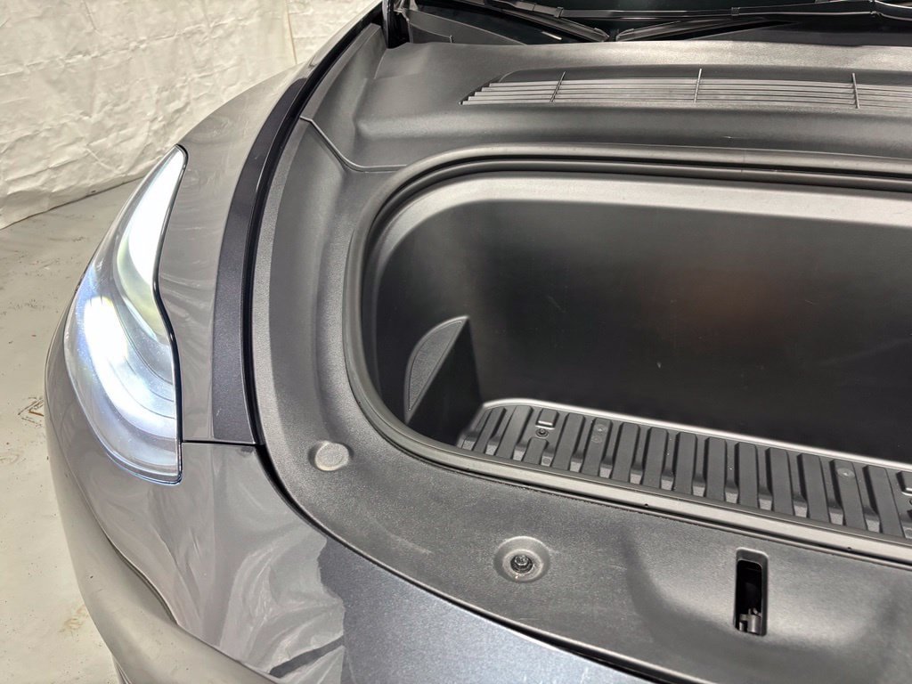 Used 2024 Tesla Model Y Long Range AWD/4WD image 61