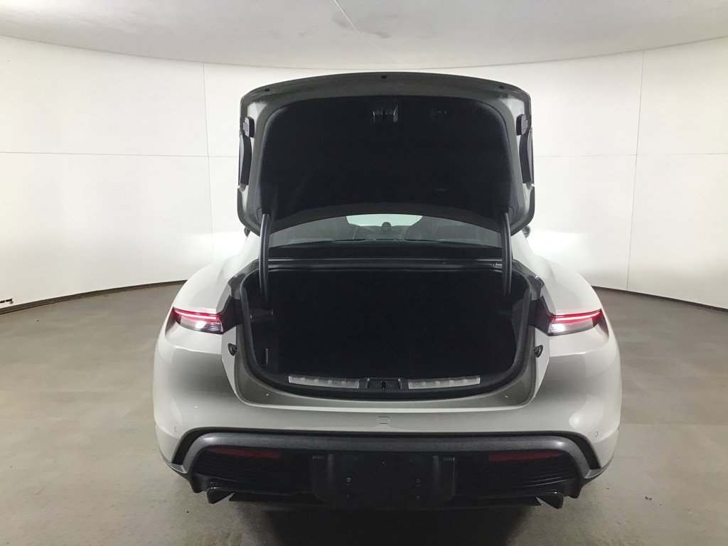 Certified 2024 Porsche Taycan GTS AWD/4WD image 18
