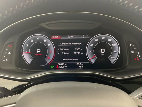 Used 2019 Audi Q8 Prestige image 14