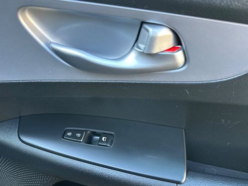 Used 2024 Kia Forte LXS image 20