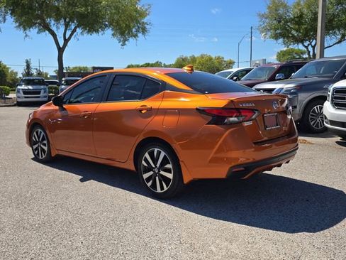 Certified 2021 Nissan Versa SR image 5