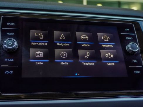 Used 2022 Volkswagen Atlas SE FWD image 23