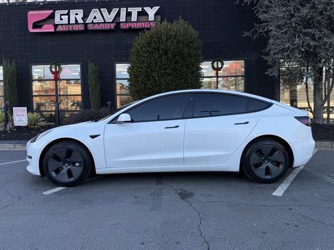 Used 2023 Tesla Model 3 Standard Range image 7