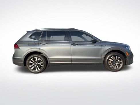 Used 2024 Volkswagen Tiguan S image 4