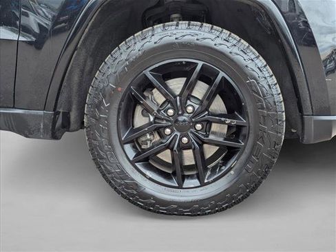 Used 2020 Jeep Grand Cherokee Trailhawk AWD/4WD image 25