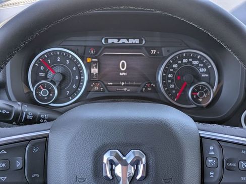 New 2026 RAM 1500 4x4 Crew Cab image 17