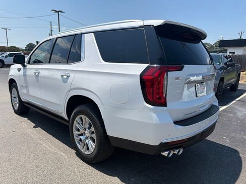 Used 2023 GMC Yukon Denali AWD/4WD image 8