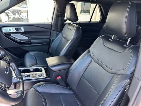 Used 2022 Ford Explorer ST w/ Equipment Group 401A AWD/4WD image 3